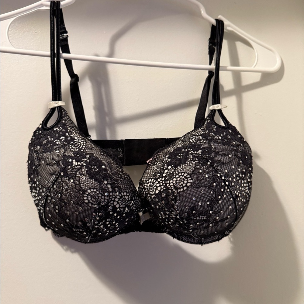 Victoria’s Secret Black Lace Push-Up Bra